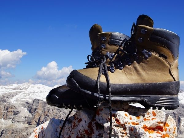 Jak wybrać najlepsze buty trekkingowe dla siebie